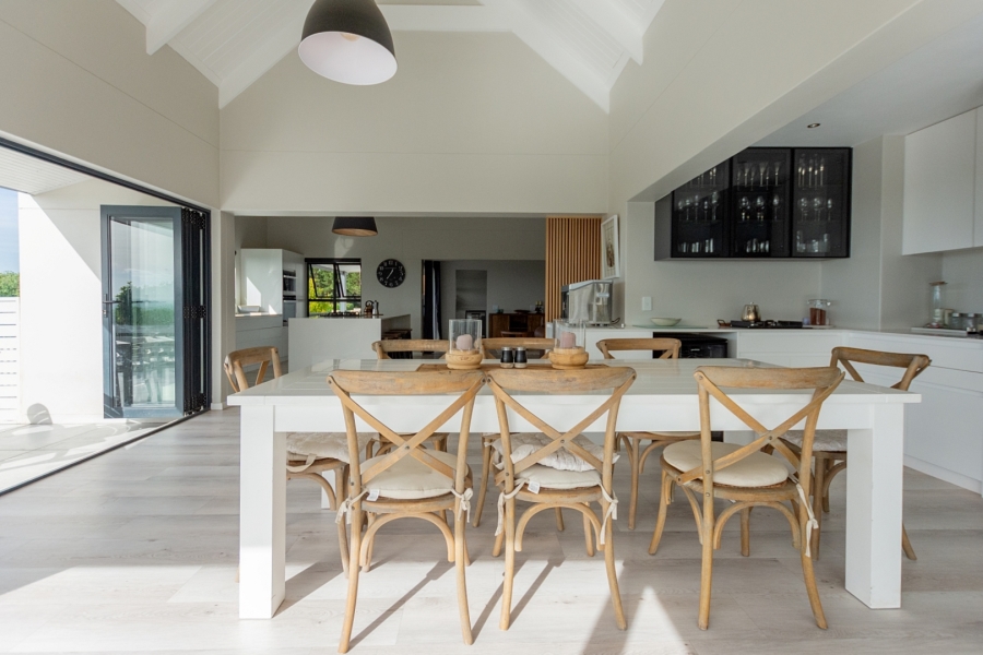 9 Bedroom Property for Sale in Olifantskop Western Cape